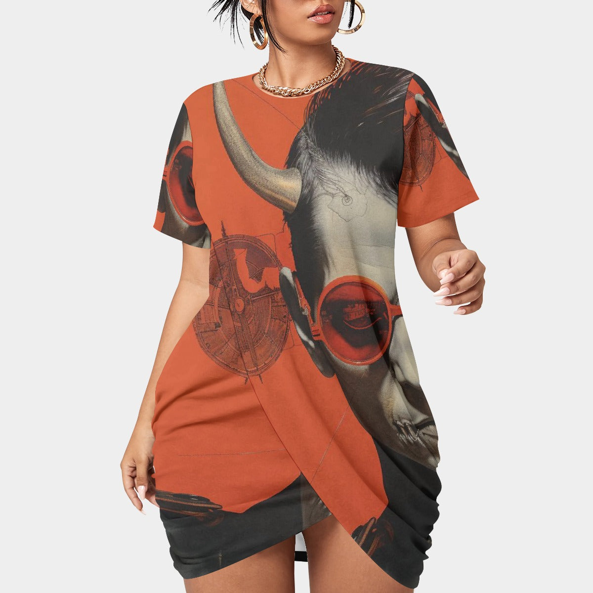 All-Over Print Women’s Stacked Hem Dress With Short Sleeve（Plus Size）