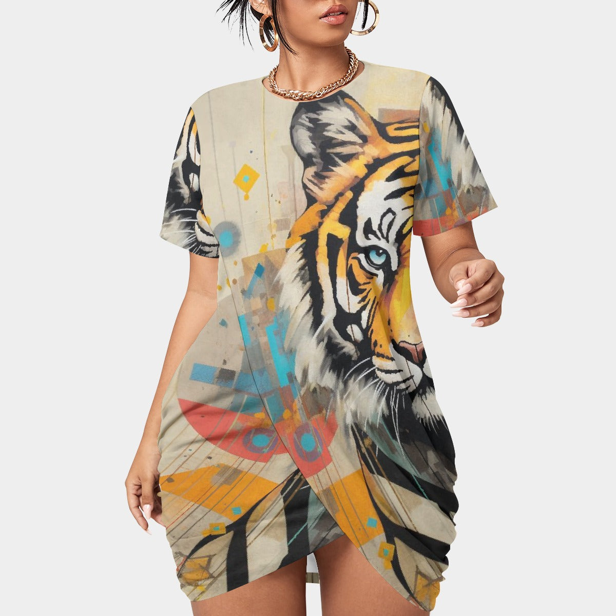 All-Over Print Women’s Stacked Hem Dress With Short Sleeve（Plus Size）