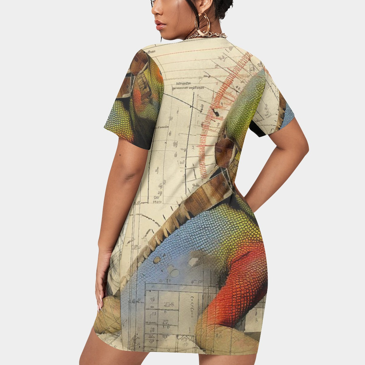 All-Over Print Women’s Stacked Hem Dress With Short Sleeve（Plus Size）