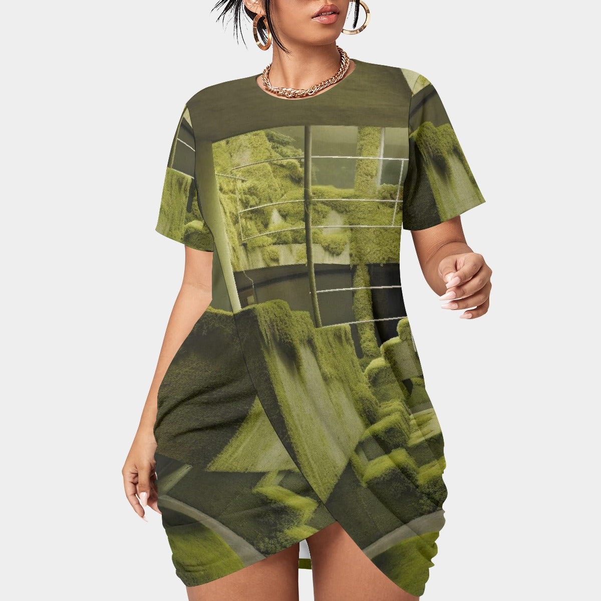 All-Over Print Women’s Stacked Hem Dress With Short Sleeve（Plus Size）