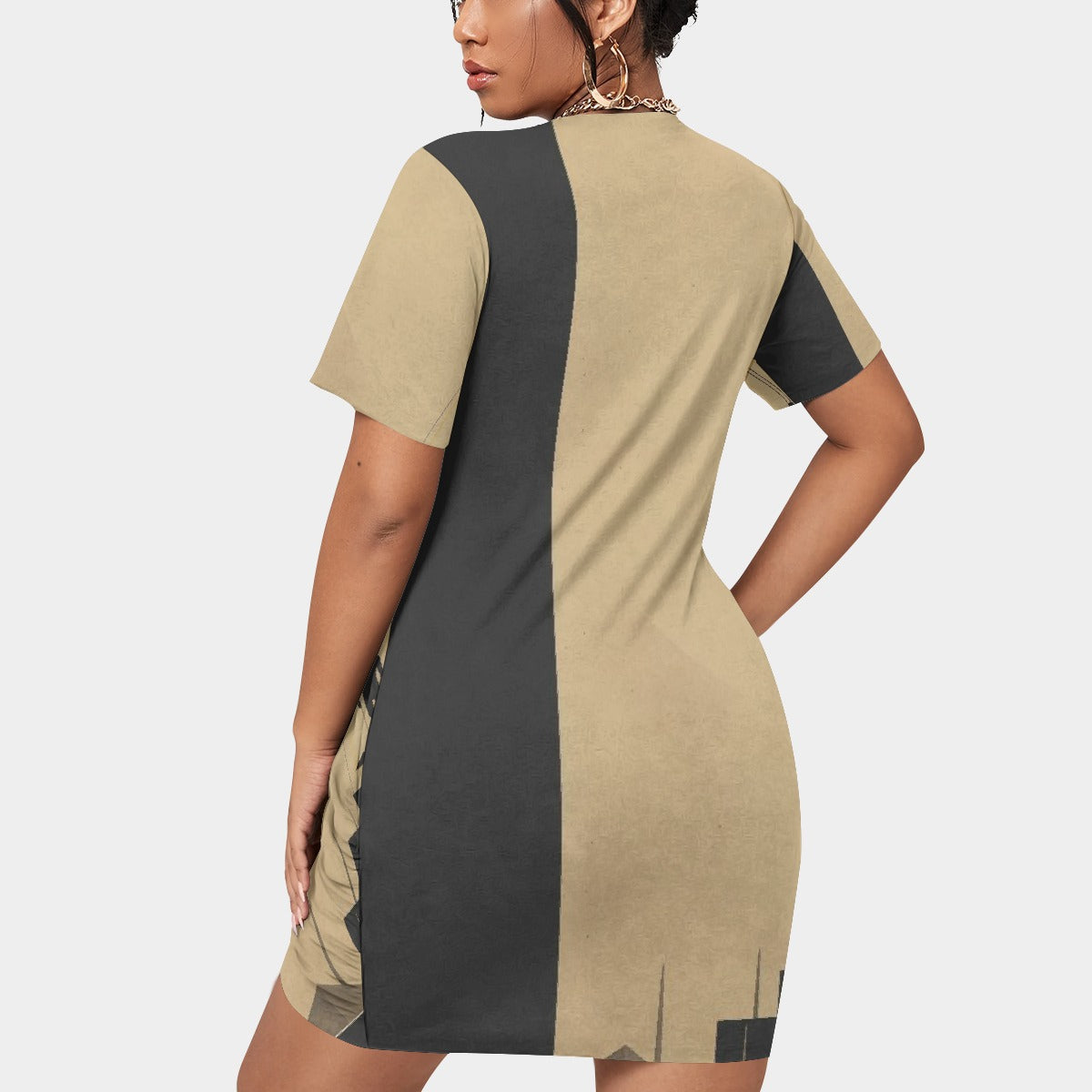 All-Over Print Women’s Stacked Hem Dress With Short Sleeve（Plus Size）