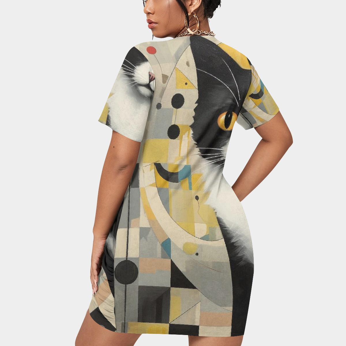 All-Over Print Women’s Stacked Hem Dress With Short Sleeve（Plus Size）