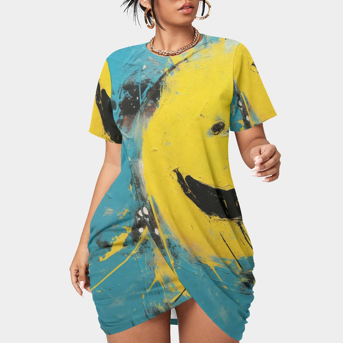 All-Over Print Women’s Stacked Hem Dress With Short Sleeve（Plus Size）