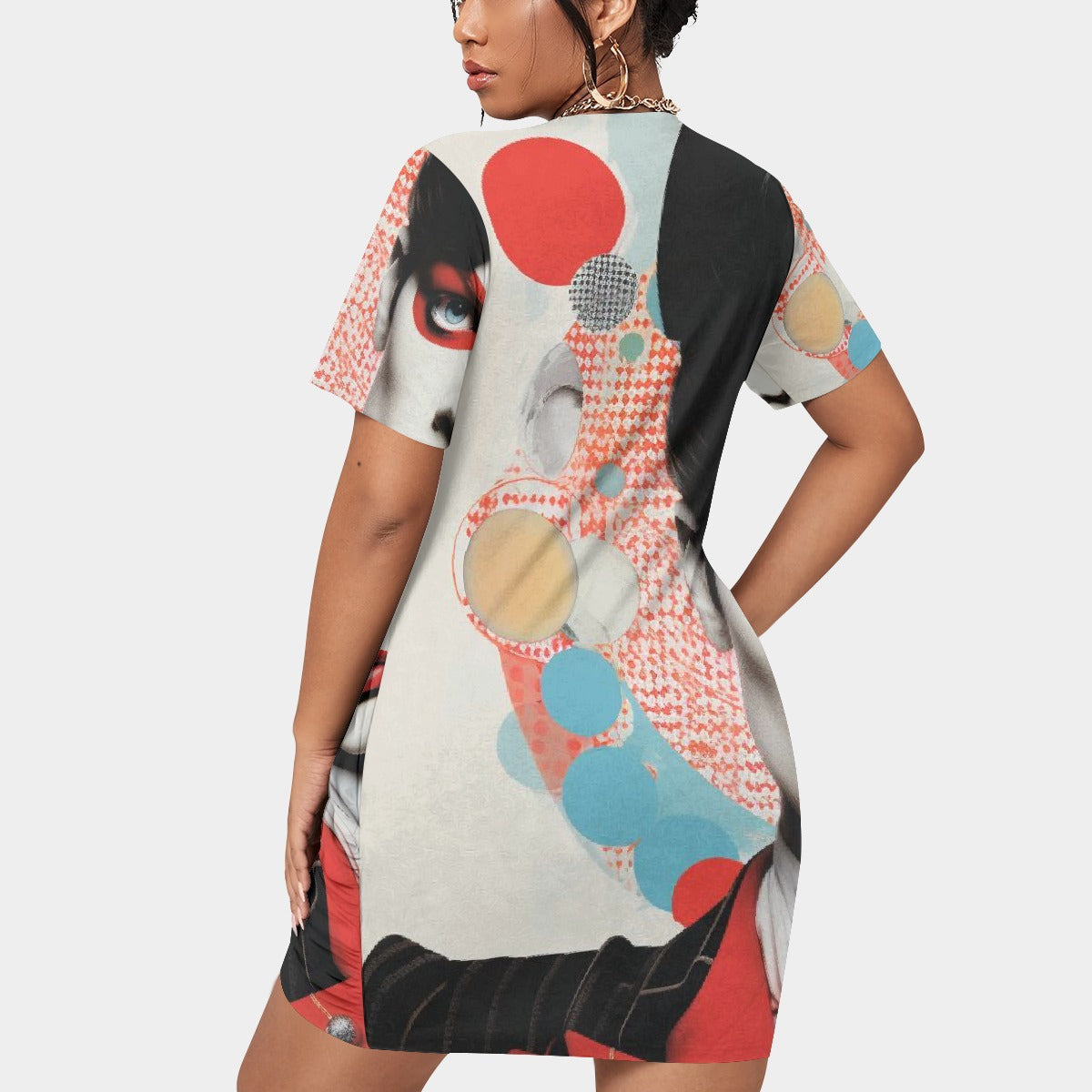 All-Over Print Women’s Stacked Hem Dress With Short Sleeve（Plus Size）