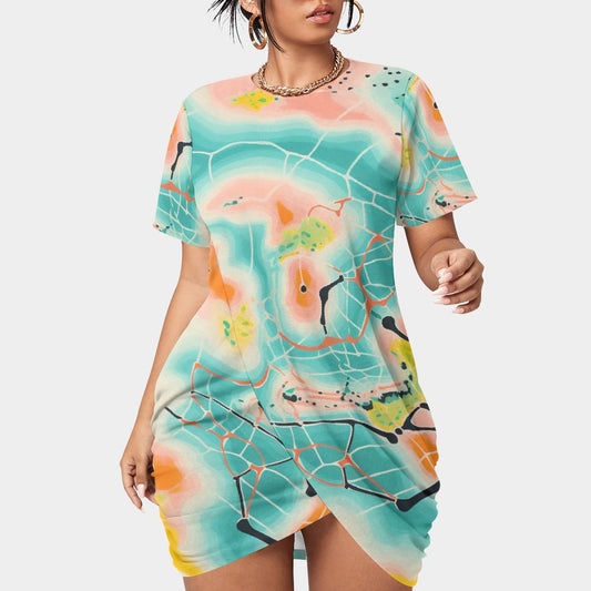 All-Over Print Women’s Stacked Hem Dress With Short Sleeve（Plus Size）