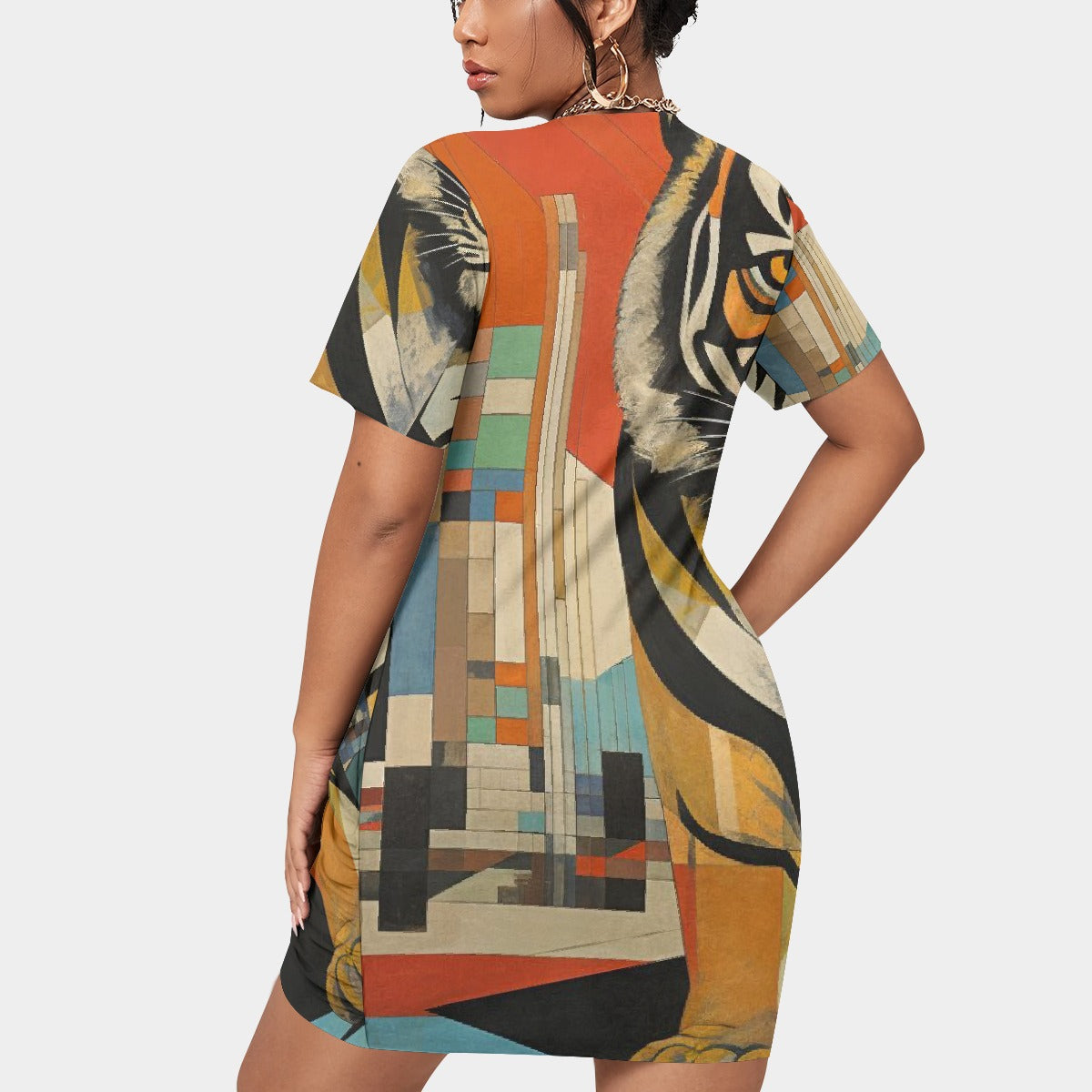 All-Over Print Women’s Stacked Hem Dress With Short Sleeve（Plus Size）