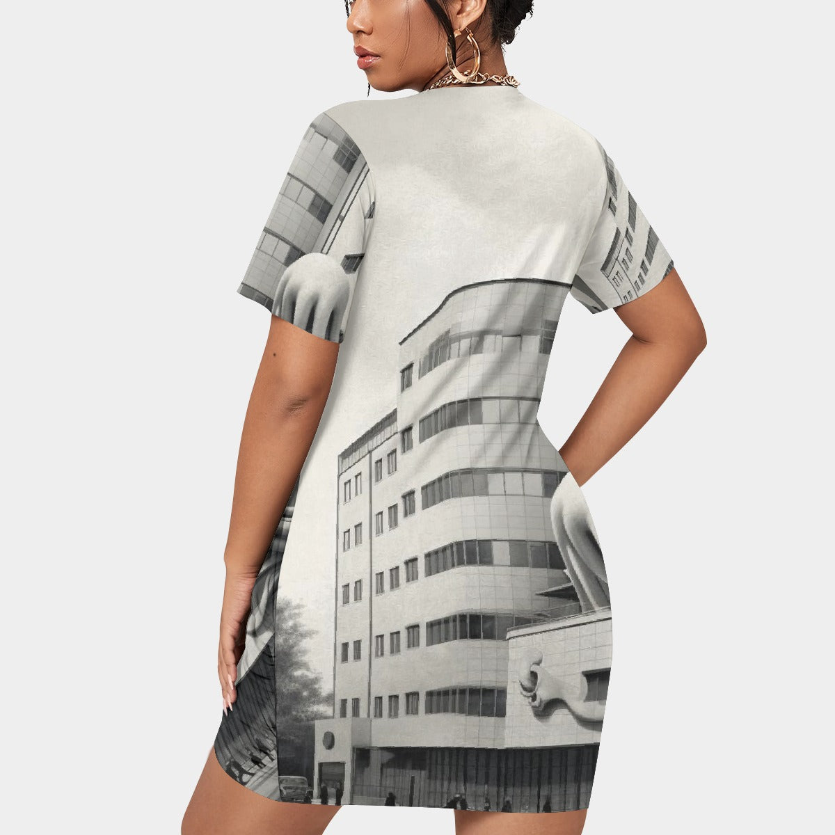 All-Over Print Women’s Stacked Hem Dress With Short Sleeve（Plus Size）