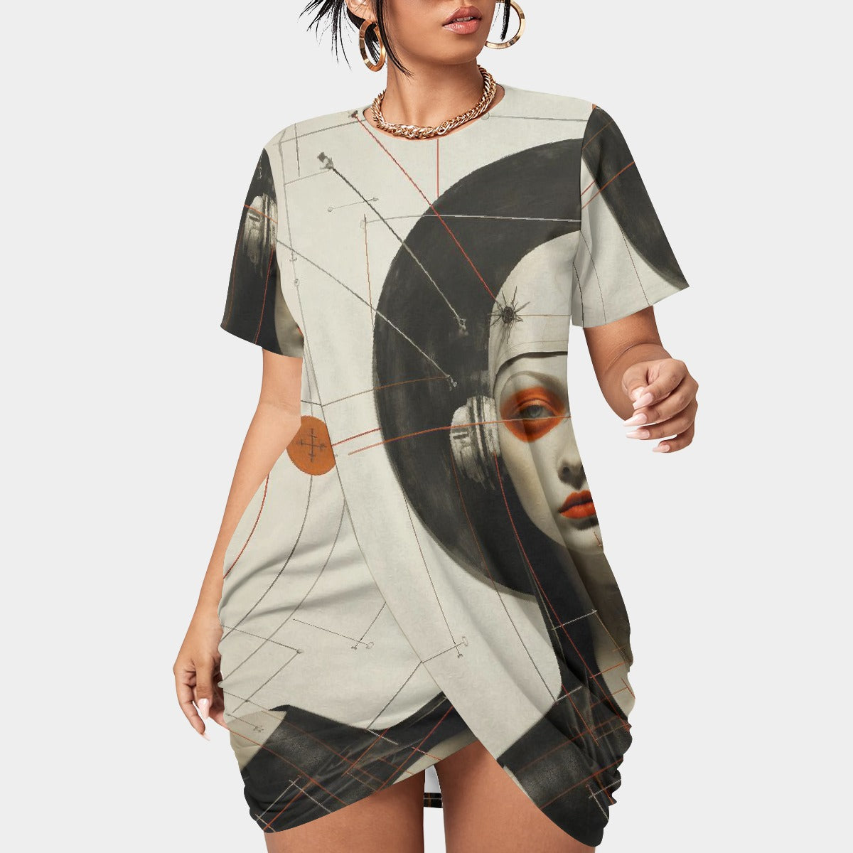 All-Over Print Women’s Stacked Hem Dress With Short Sleeve（Plus Size）