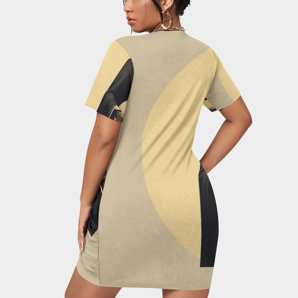 All-Over Print Women’s Stacked Hem Dress With Short Sleeve（Plus Size）