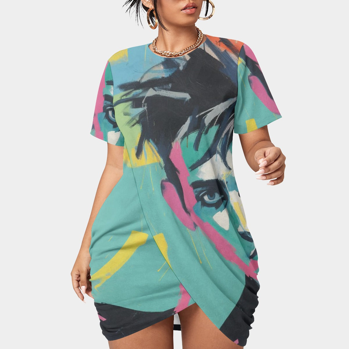 All-Over Print Women’s Stacked Hem Dress With Short Sleeve（Plus Size）