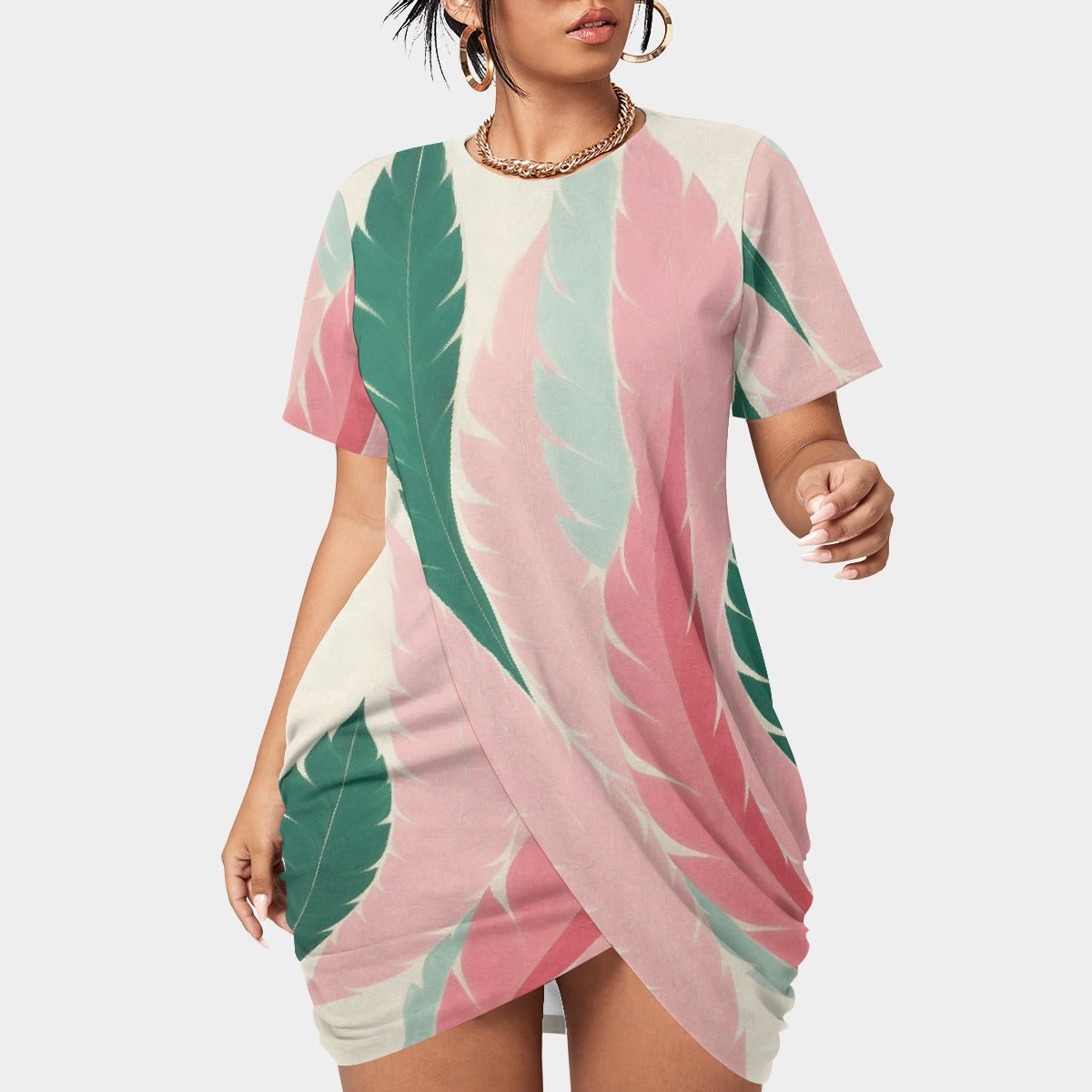 All-Over Print Women’s Stacked Hem Dress With Short Sleeve（Plus Size）