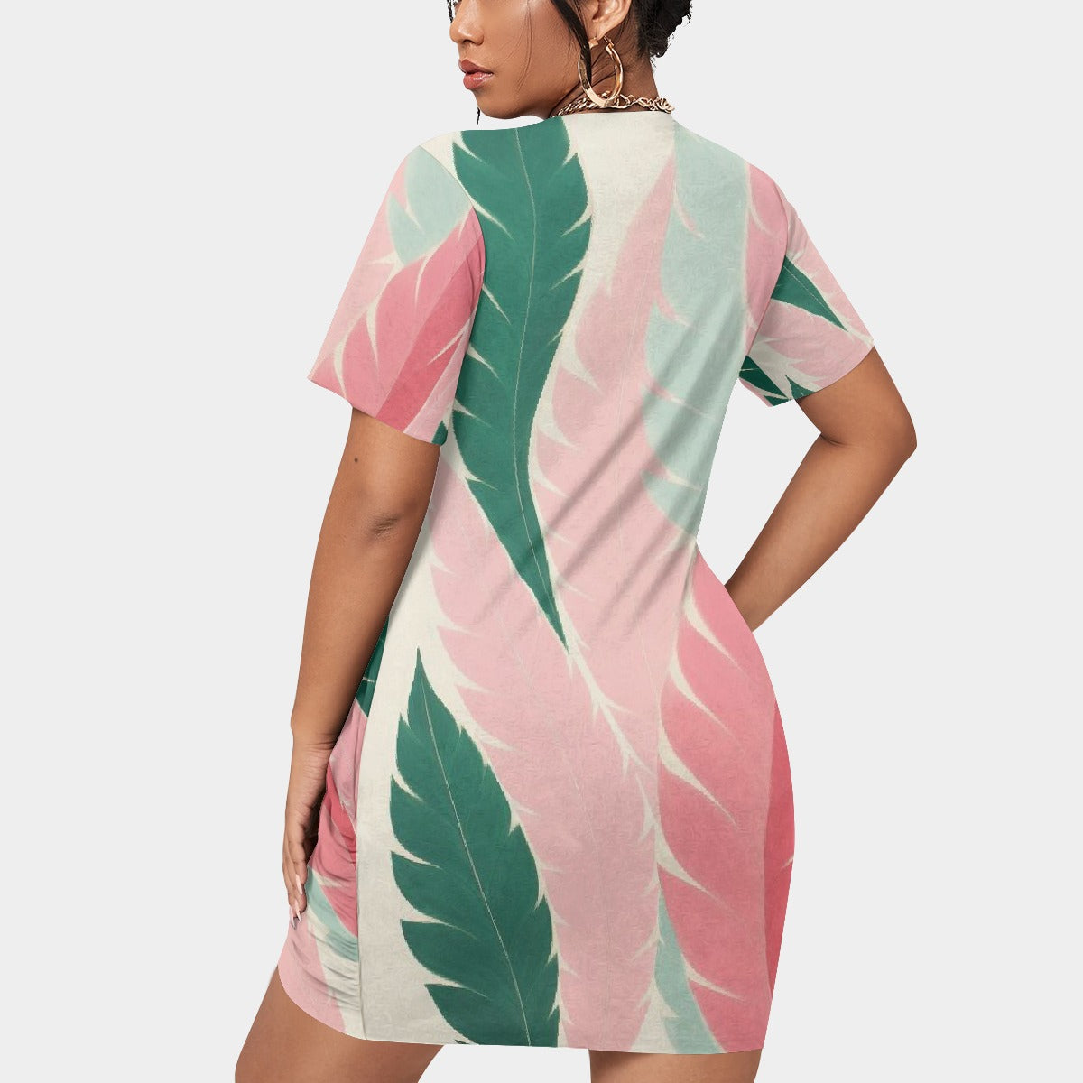 All-Over Print Women’s Stacked Hem Dress With Short Sleeve（Plus Size）