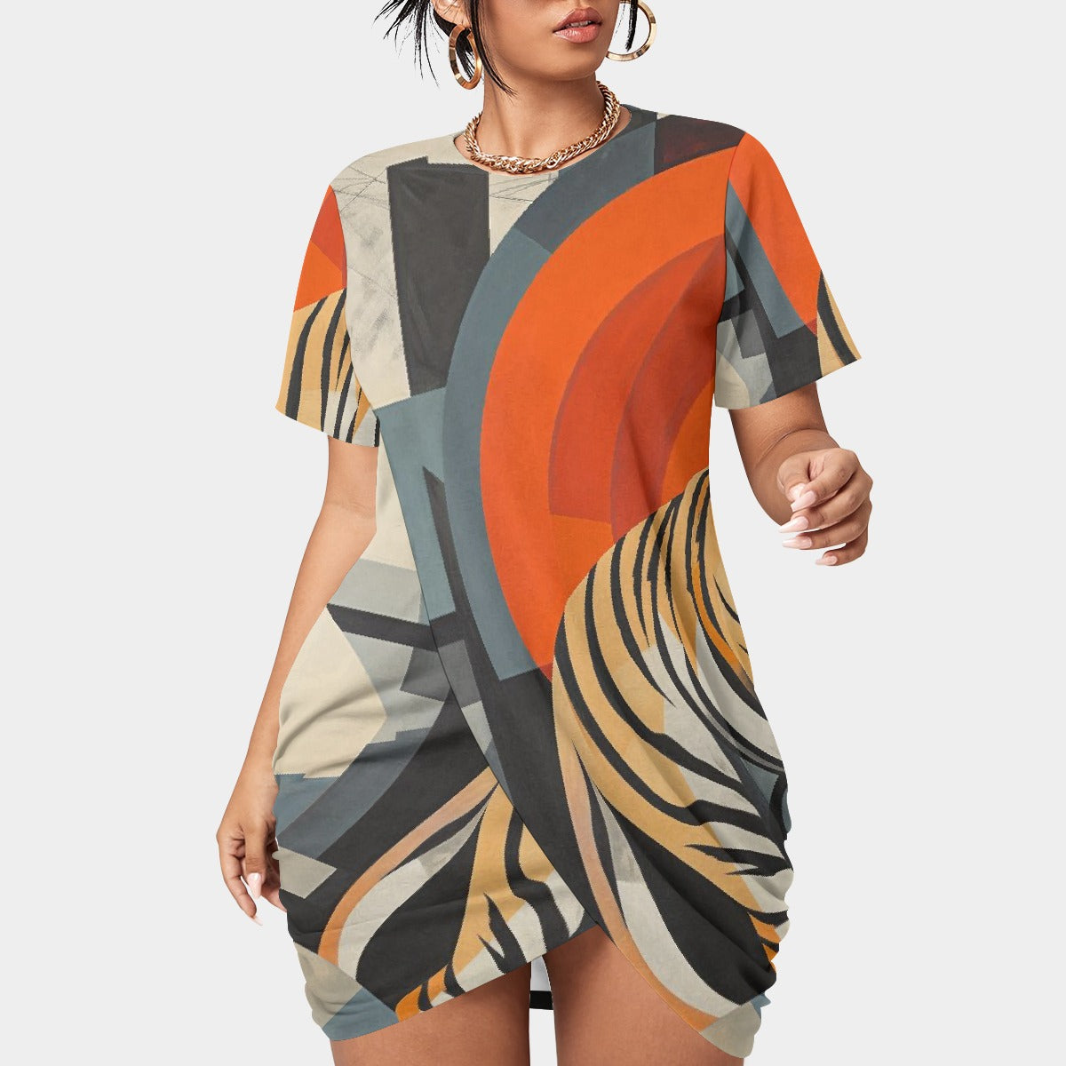 All-Over Print Women’s Stacked Hem Dress With Short Sleeve（Plus Size）