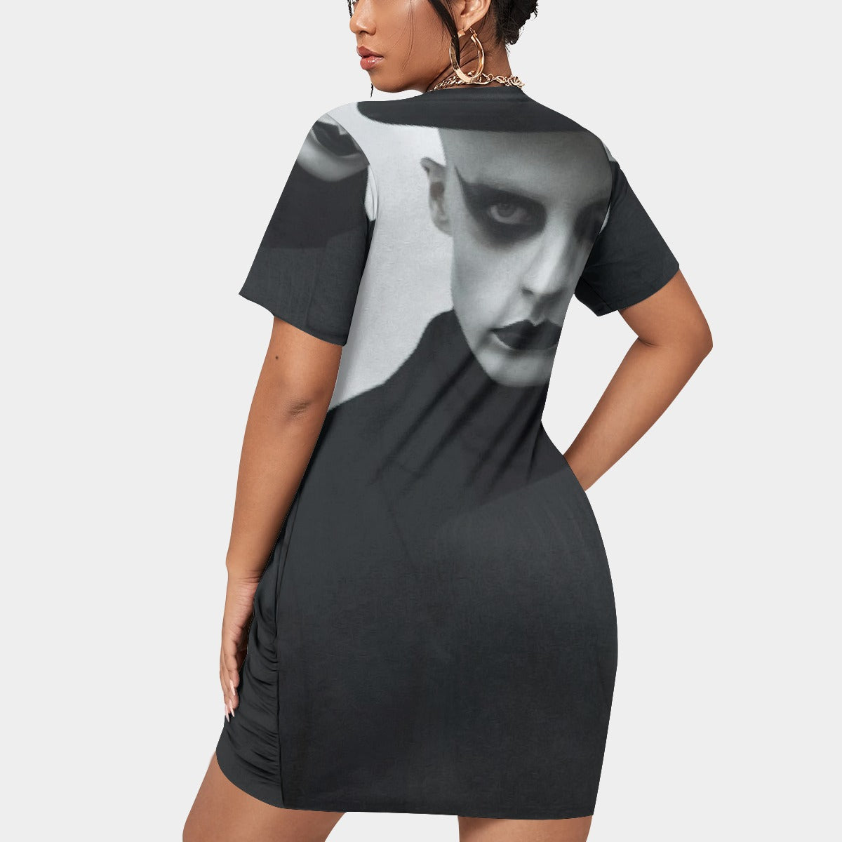 All-Over Print Women’s Stacked Hem Dress With Short Sleeve（Plus Size）