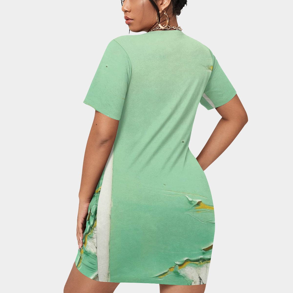 All-Over Print Women’s Stacked Hem Dress With Short Sleeve（Plus Size）