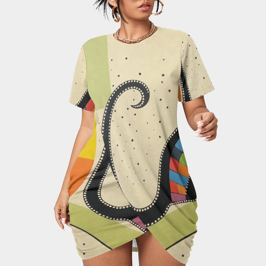 All-Over Print Women’s Stacked Hem Dress With Short Sleeve（Plus Size）