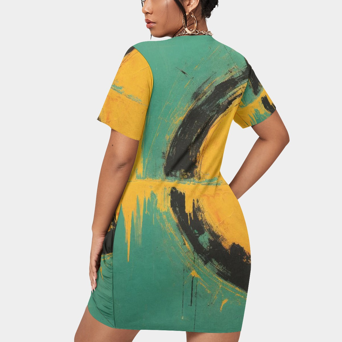 All-Over Print Women’s Stacked Hem Dress With Short Sleeve（Plus Size）