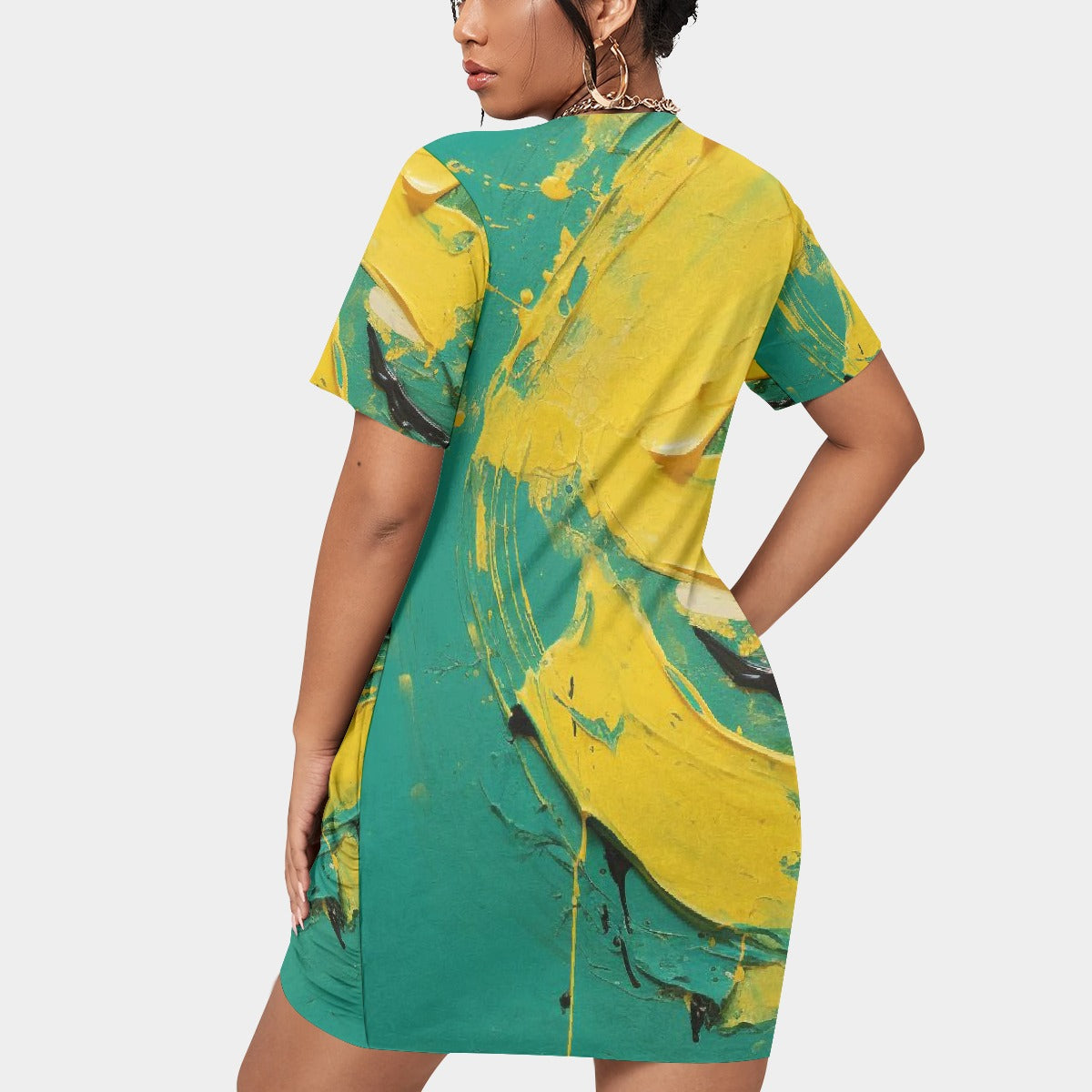 All-Over Print Women’s Stacked Hem Dress With Short Sleeve（Plus Size）