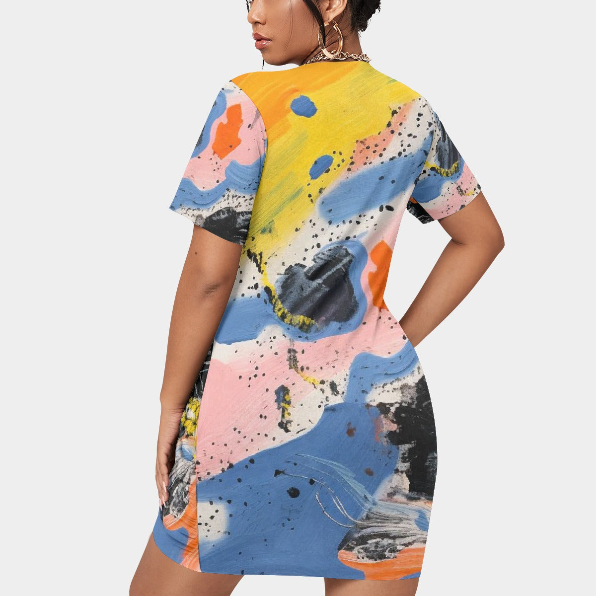 All-Over Print Women’s Stacked Hem Dress With Short Sleeve（Plus Size）