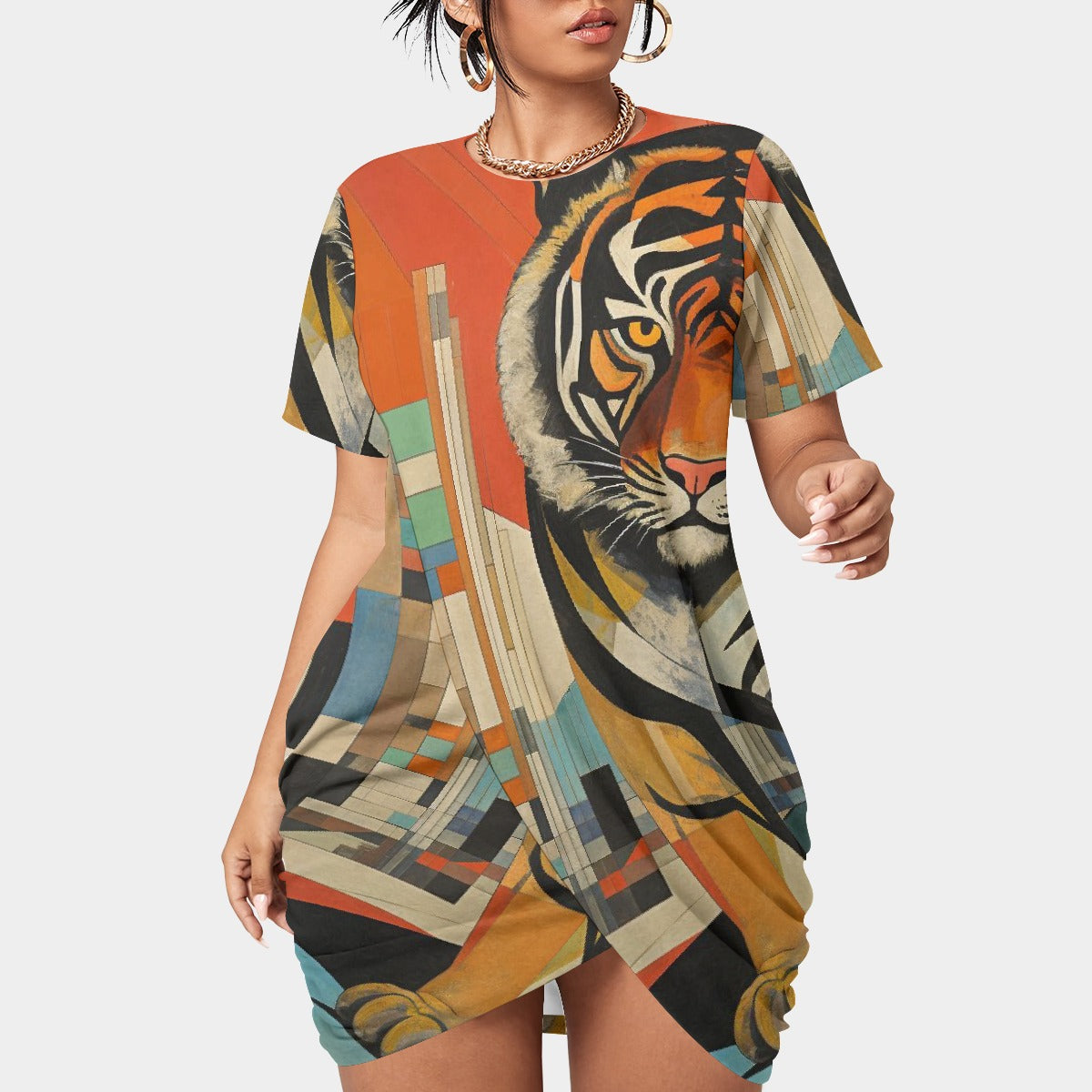 All-Over Print Women’s Stacked Hem Dress With Short Sleeve（Plus Size）