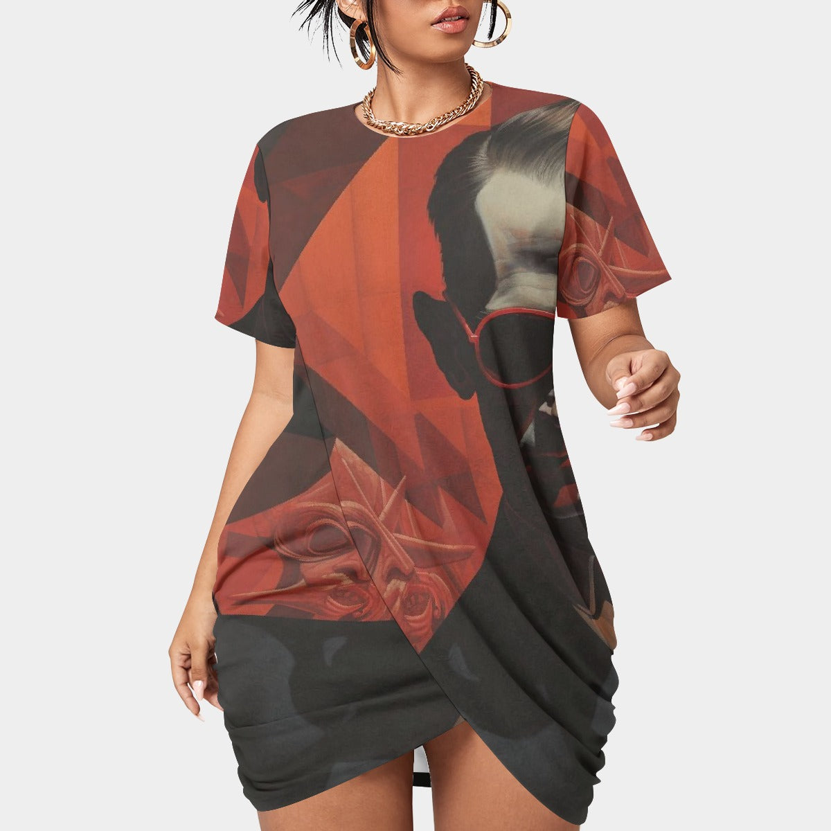 All-Over Print Women’s Stacked Hem Dress With Short Sleeve（Plus Size）