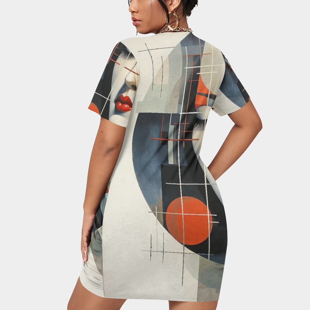 All-Over Print Women’s Stacked Hem Dress With Short Sleeve（Plus Size）