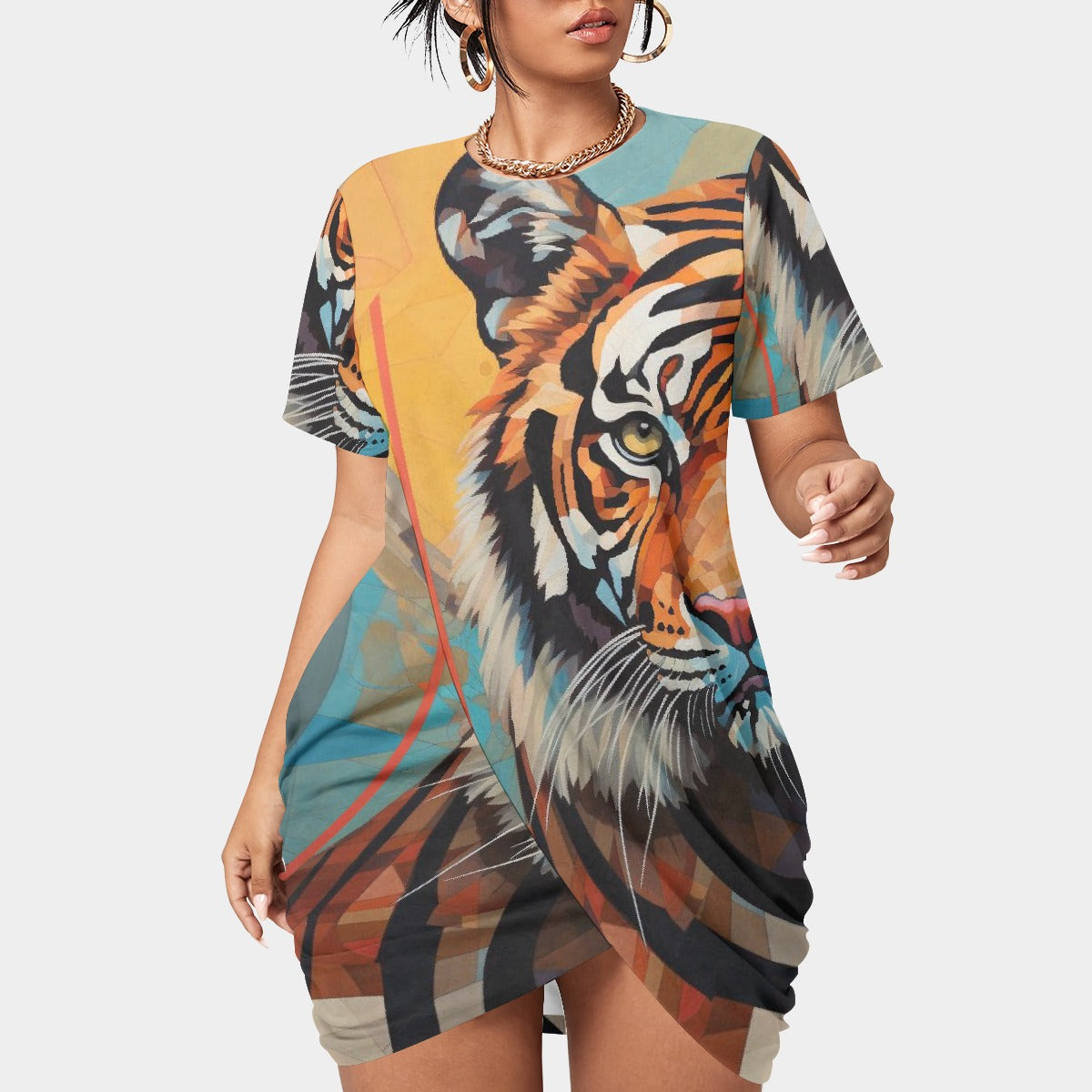 All-Over Print Women’s Stacked Hem Dress With Short Sleeve（Plus Size）