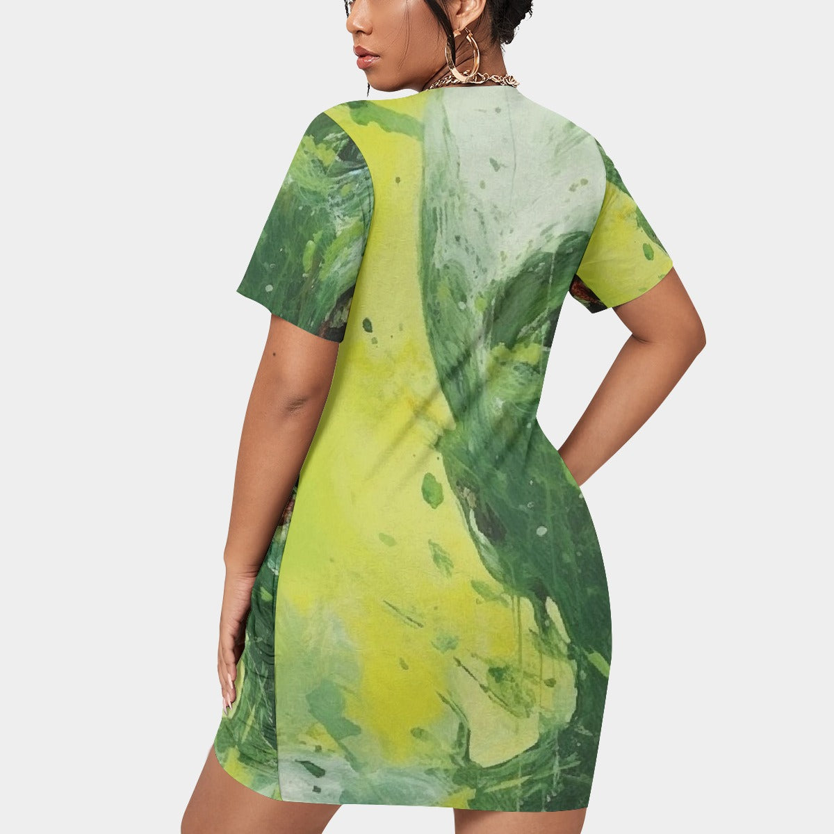 All-Over Print Women’s Stacked Hem Dress With Short Sleeve（Plus Size）