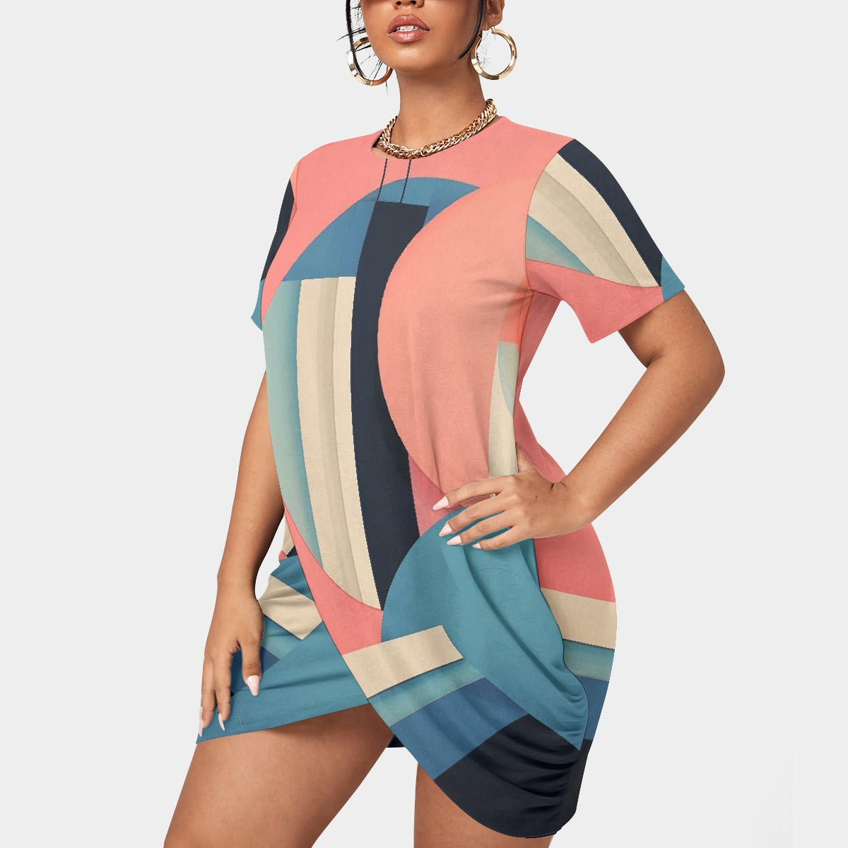 All-Over Print Women’s Stacked Hem Dress With Short Sleeve（Plus Size）