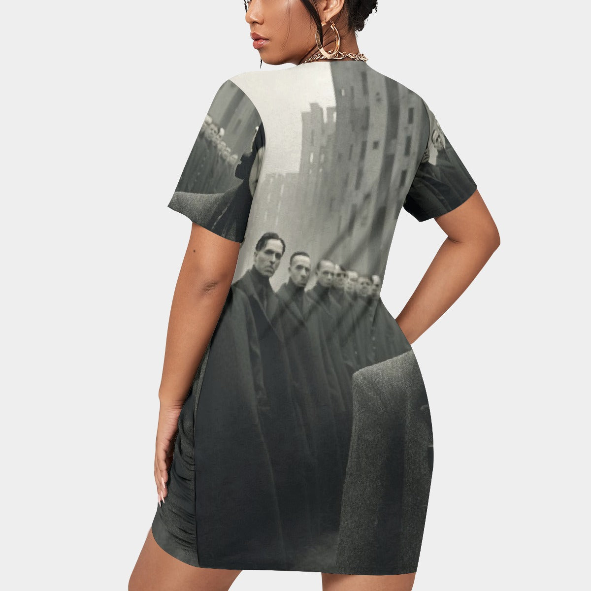 All-Over Print Women’s Stacked Hem Dress With Short Sleeve（Plus Size）