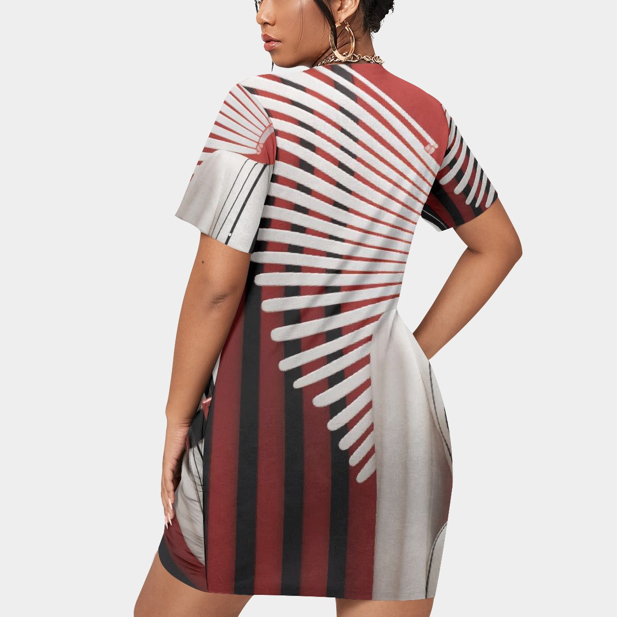 All-Over Print Women’s Stacked Hem Dress With Short Sleeve（Plus Size）