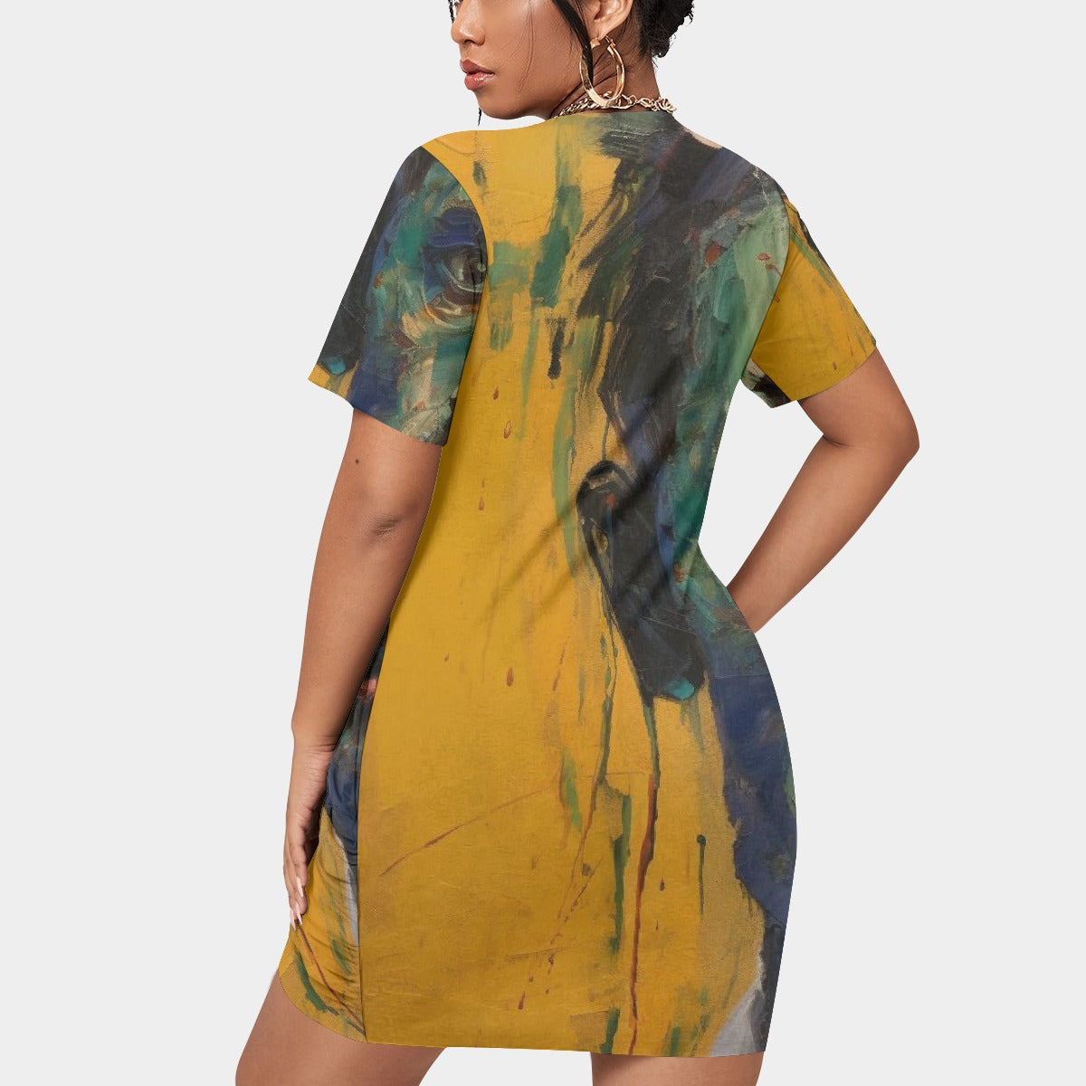 All-Over Print Women’s Stacked Hem Dress With Short Sleeve（Plus Size）