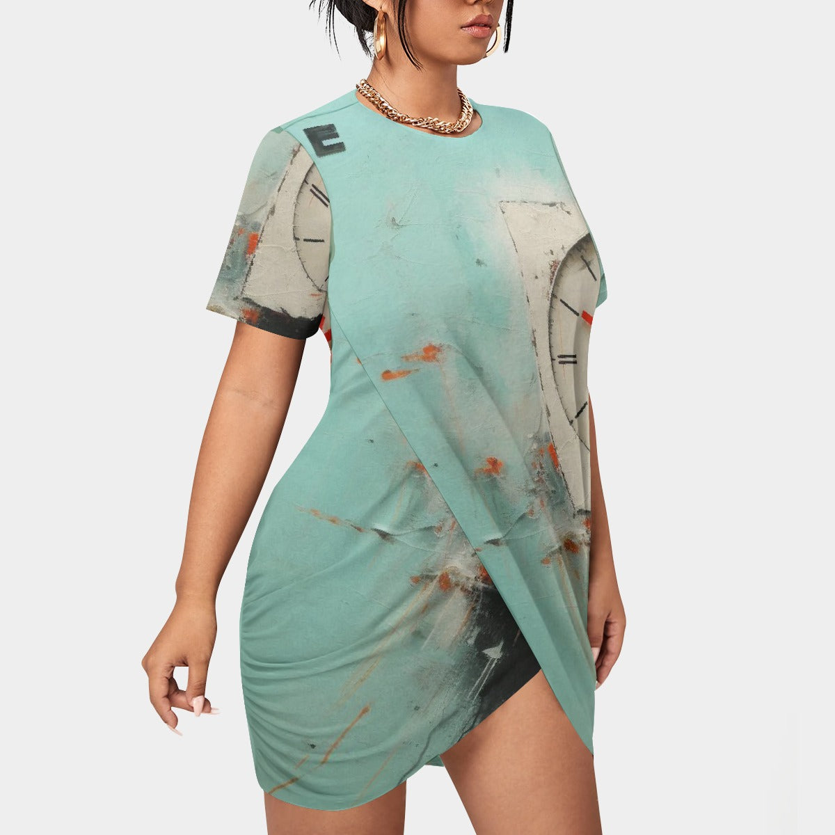 All-Over Print Women’s Stacked Hem Dress With Short Sleeve（Plus Size）