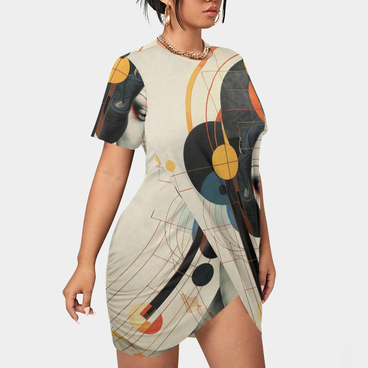 All-Over Print Women’s Stacked Hem Dress With Short Sleeve（Plus Size）