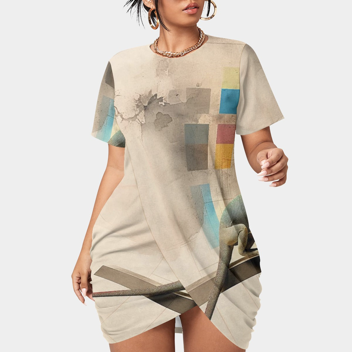 All-Over Print Women’s Stacked Hem Dress With Short Sleeve（Plus Size）