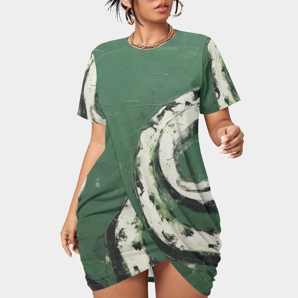 All-Over Print Women’s Stacked Hem Dress With Short Sleeve（Plus Size）