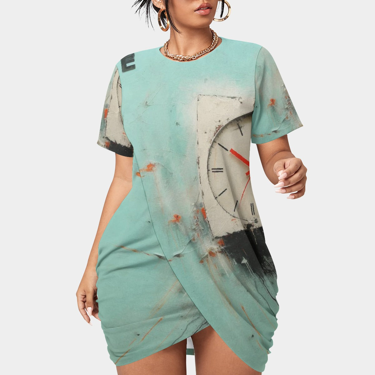 All-Over Print Women’s Stacked Hem Dress With Short Sleeve（Plus Size）